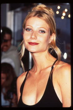 276749 15: Gwyneth Paltrow attends the premiere of "Emma" July 22, 1996 in New York City. This adaptation of Jane Austen's novel won an Academy Award for best comedy score. (Photo by Evan Agostini/Liaison)