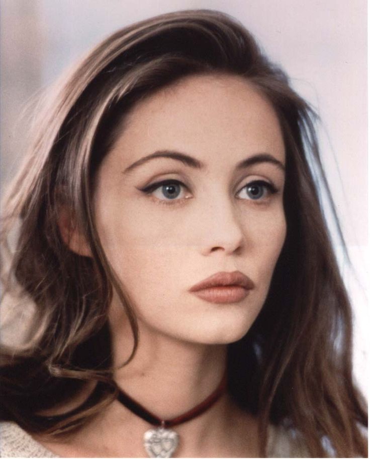 The Makeup Of The 1990s | The Fashion Folks